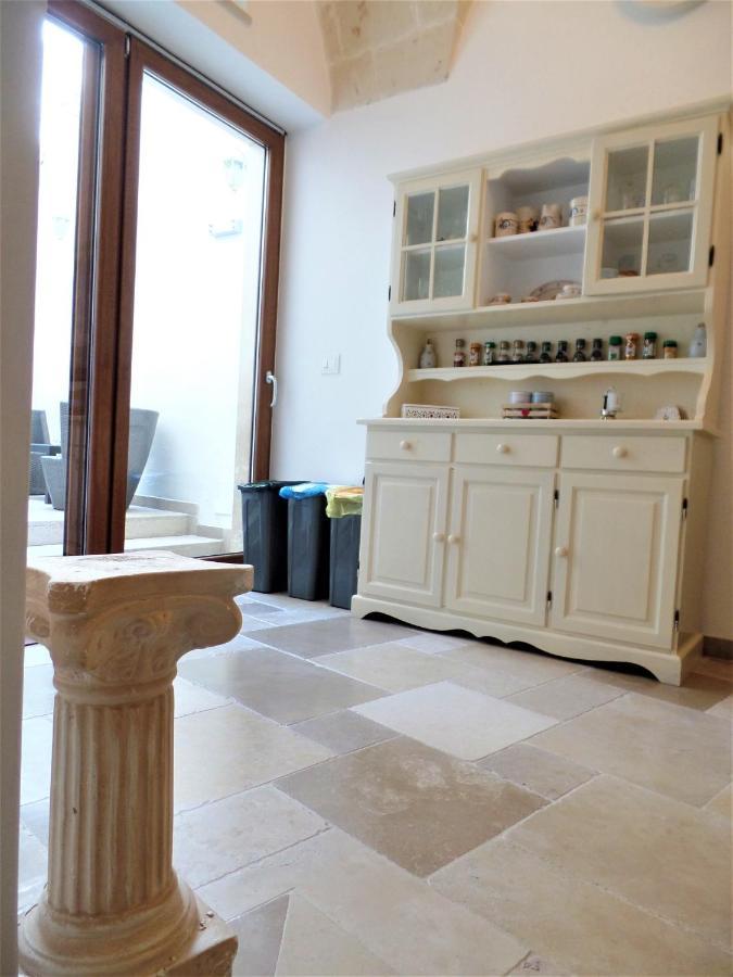 Regina Viarum Casavacanza, Centro Storico Brindisi Esterno foto